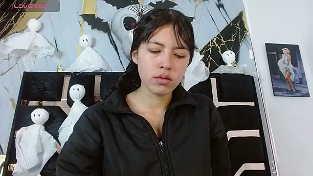 malejahotcs01 online show from 17, 10, 2025