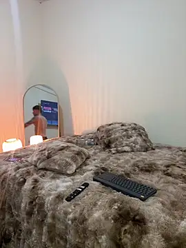 myc hot online show from 8, 3, 2026