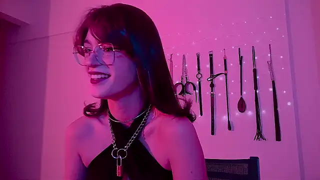 nina kink online show from 1, 6, 2026