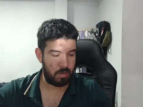 Axel11113 online show from 9, 9, 2025