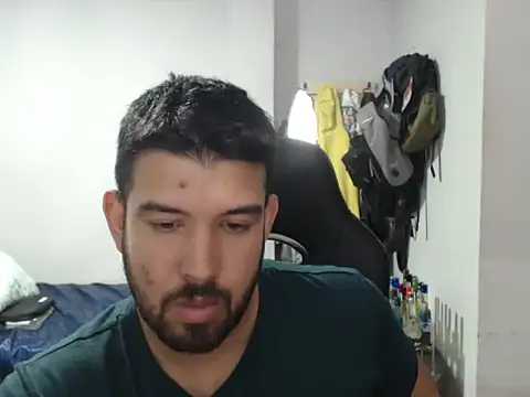 Axel11113 online show from 6, 10, 2025