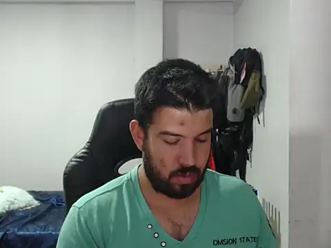 Axel11113 online show from 21, 10, 2025