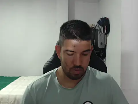 Axel11113 online show from 4, 11, 2025