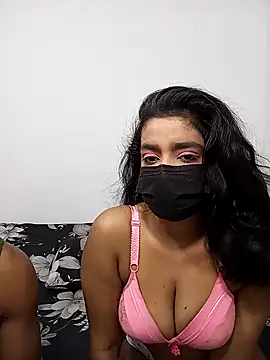 Darkchocosl8 online show from 7, 1, 2026