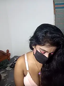 Snapshot of Darkchocosl8 chatting on 5, 4, 2026 Darkchocosl8 online show from 5, 4, 2026