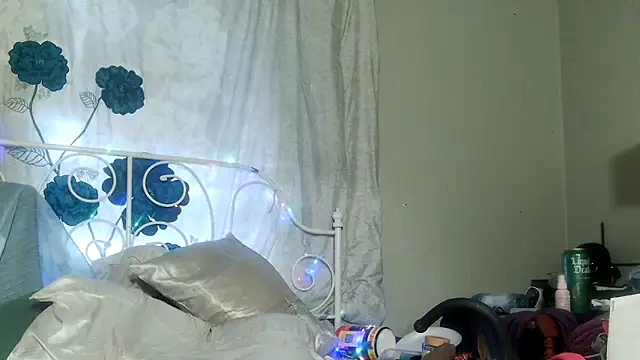 Snapshot of g0lden_are0las89 chatting on 15, 4, 2026 g0lden are0las89 online show from 15, 4, 2026