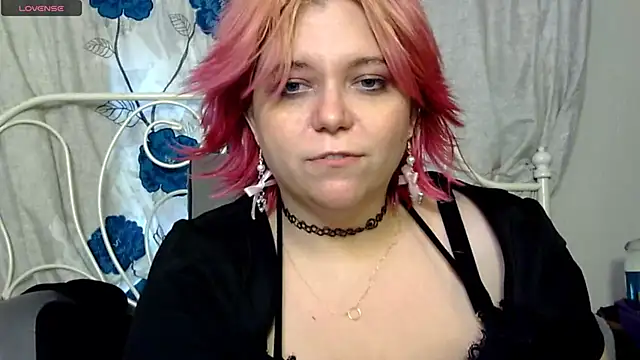 Snapshot of g0lden_are0las89 chatting on 19, 5, 2026 g0lden are0las89 online show from 19, 5, 2026