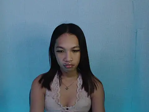 Snapshot of your_wifey chatting on 9, 10, 2025 your wifey online show from 9, 10, 2025