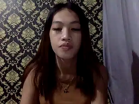 Snapshot of your_wifey chatting on 27, 10, 2025 your wifey online show from 27, 10, 2025