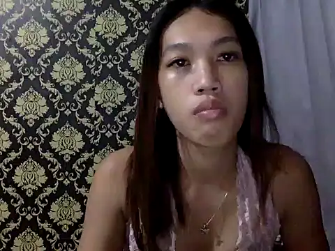 Snapshot of your_wifey chatting on 28, 10, 2025 your wifey online show from 28, 10, 2025