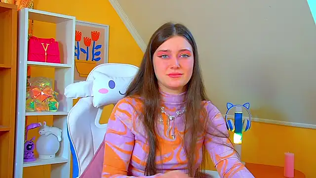 JessicaJewells online show from 7, 4, 2026