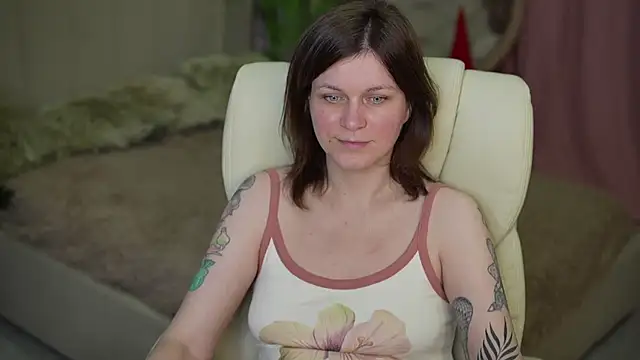 TinaMelt online show from 13, 12, 2025