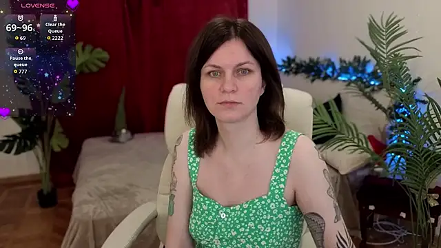 TinaMelt online show from 16, 11, 2025