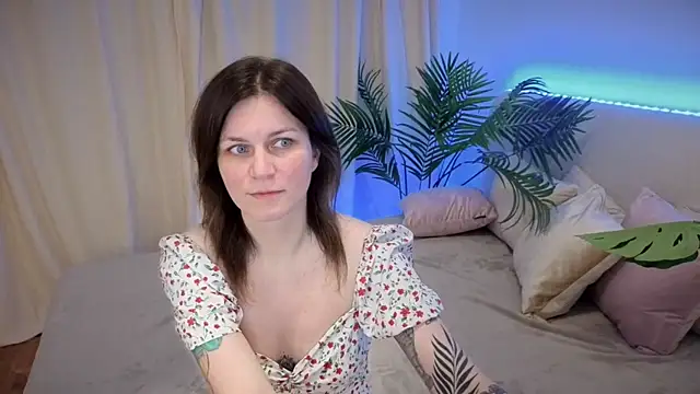 TinaMelt online show from 12, 10, 2025