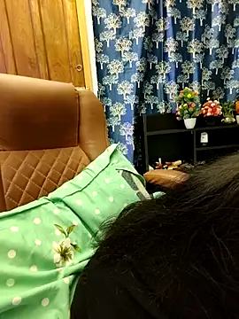 priya 26 online show from 18, 5, 2026