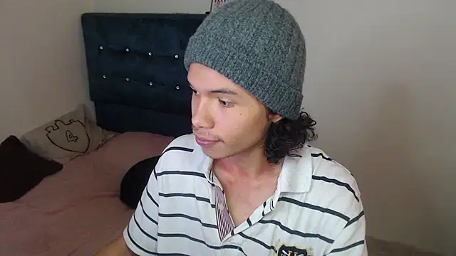 Xoxo Smiles online show from 28, 10, 2025