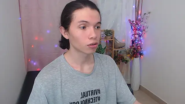 Xoxo Smiles online show from 9, 2, 2026