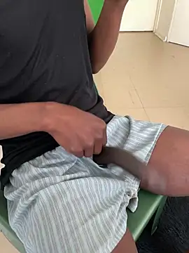 Snapshot of Callmebabyfa53 chatting on 30, 10, 2025 Callmebabyfa53 online show from 30, 10, 2025