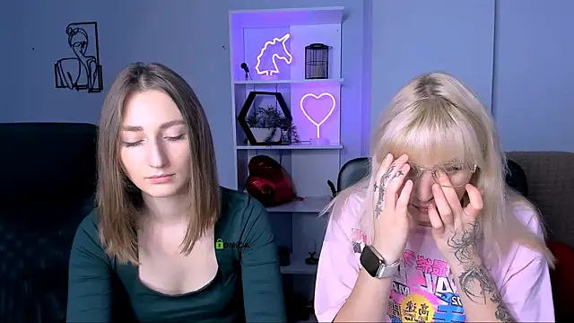 Snapshot of eva_smiith_ chatting on 6, 11, 2025 eva smiith online show from 6, 11, 2025