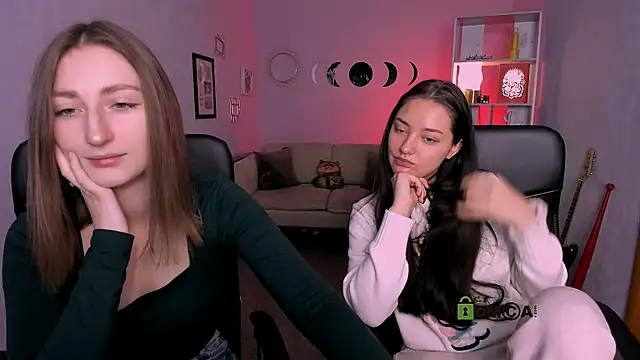 eva smiith  online show from 18, 12, 2025