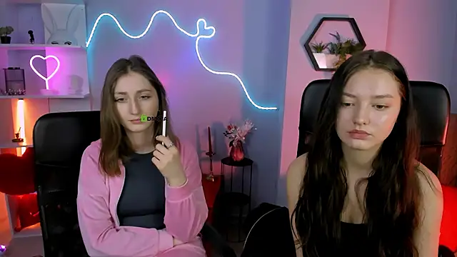 eva smiith  online show from 5, 2, 2026