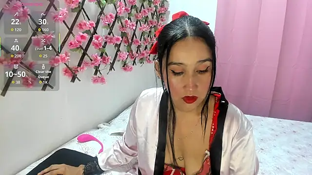 Snapshot of Anni_petite_ chatting on 26, 11, 2025 Anni petite online show from 26, 11, 2025