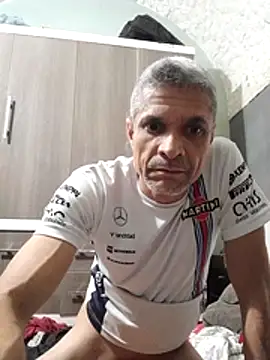 Snapshot of BrenoAvelar chatting on 26, 7, 2026 BrenoAvelar online show from 26, 7, 2026