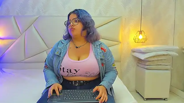 lulukawai16 online show from 8, 11, 2025