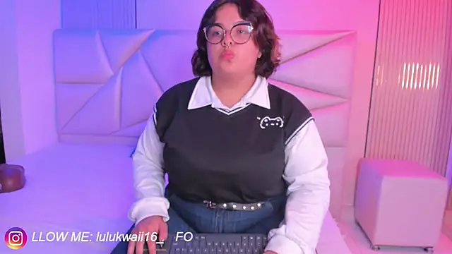 lulukawai16 online show from 22, 4, 2026