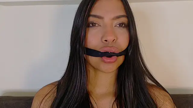 RiriiBrunette   online show from 30, 4, 2026