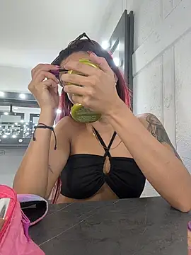 amber sparkle online show from 8, 7, 2026