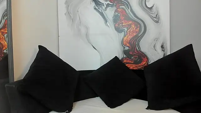 Snapshot of Charlottegray_1 chatting on 12, 9, 2025 Charlottegray 1 online show from 12, 9, 2025