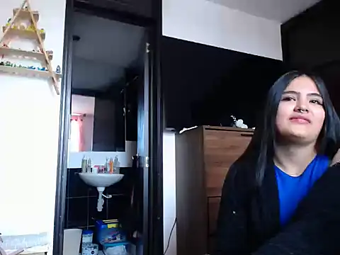 moly 777 online show from 15, 10, 2025