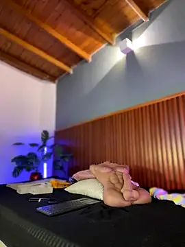 MarilynSmith01 online show from 2, 12, 2025