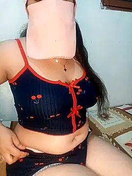 Queen-15 online show from 9, 10, 2025