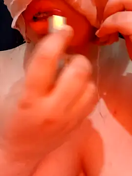 Queen-15 online show from 21, 4, 2026