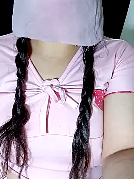 Queen-15 online show from 7, 3, 2026