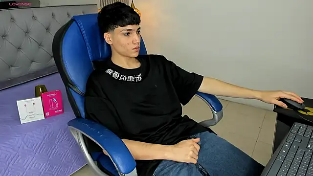 SamBlack  online show from 14, 4, 2026