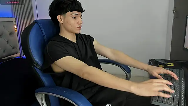 Snapshot of SamBlack_ chatting on 22, 5, 2026 SamBlack online show from 22, 5, 2026