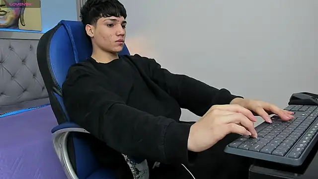 SamBlack  online show from 25, 4, 2026