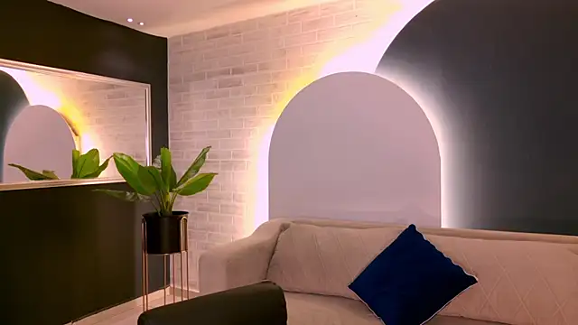 AgathaKondo  online show from 13, 11, 2025