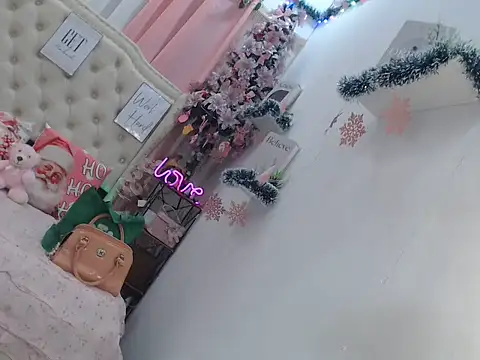 Snapshot of miss_ning chatting on 19, 11, 2025 miss ning online show from 19, 11, 2025