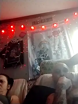 BonnienClyde5421 online show from 17, 2, 2026