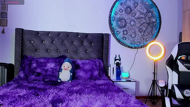 Katherine Rose online show from 28, 3, 2026