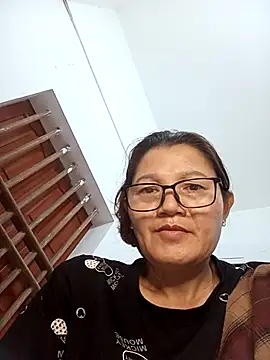 Snapshot of Vina_venus chatting on 21, 12, 2025 Vina venus online show from 21, 12, 2025