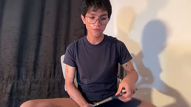 Angel bunny2 online show from 23, 11, 2025