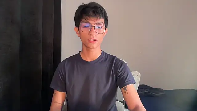 Angel bunny2 online show from 6, 11, 2025