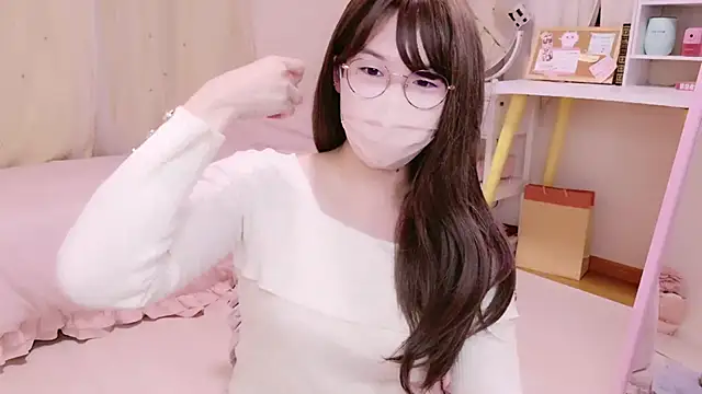 SAYORIxo online show from 4, 12, 2025