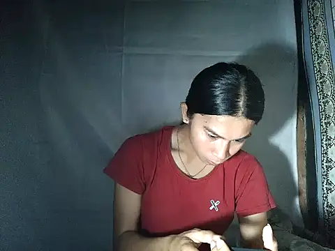 Snapshot of Asian_PrettyAle chatting on 29, 4, 2026 Asian PrettyAle online show from 29, 4, 2026