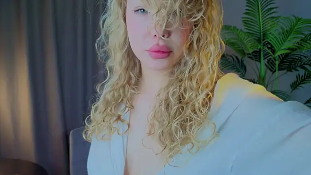 emilyshepar d online show from 31, 10, 2025